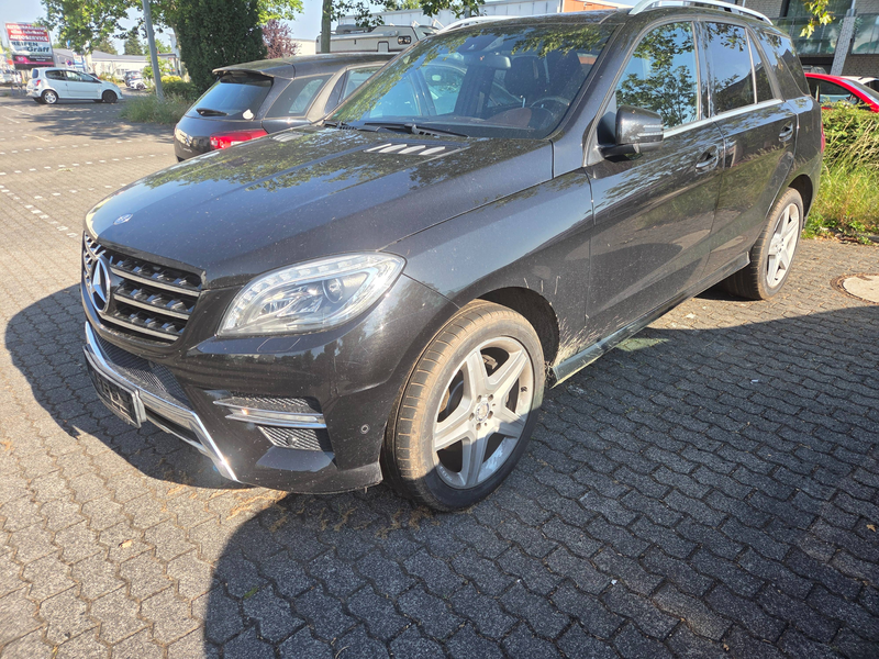 Mercedes-Benz ML 350 ML 350 CDI BlueTec 4Matic Edition 1 (166.024) — photo 2