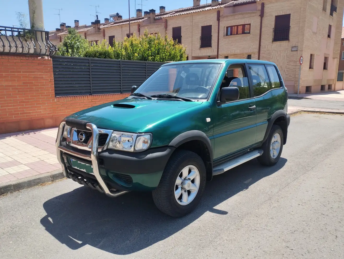 Nissan Terrano Terrano 2.7 TDi Luxury Luxury - 1