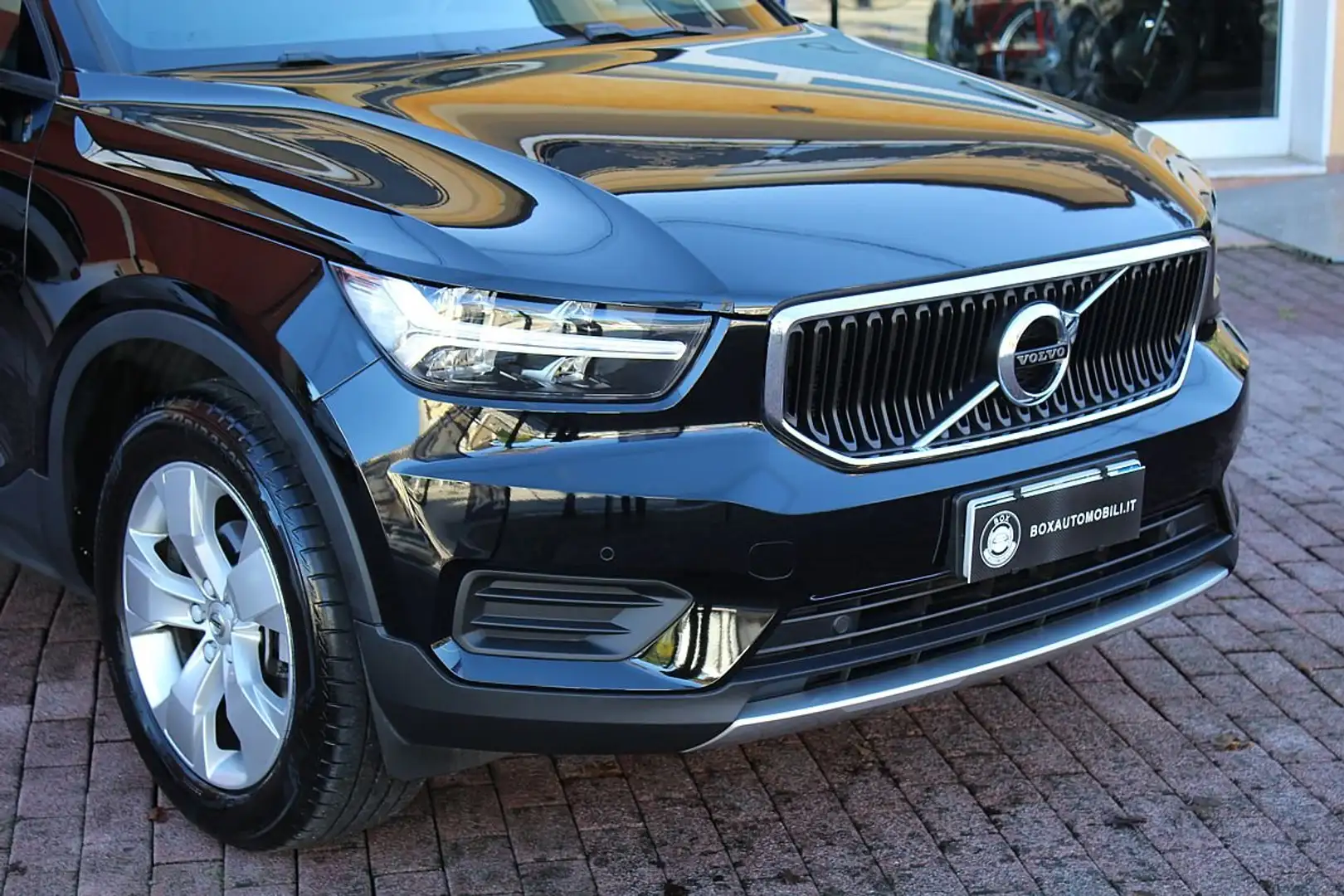 Volvo XC40 XC40 1.5 t2 Momentum Core auto my21 Nero - 2