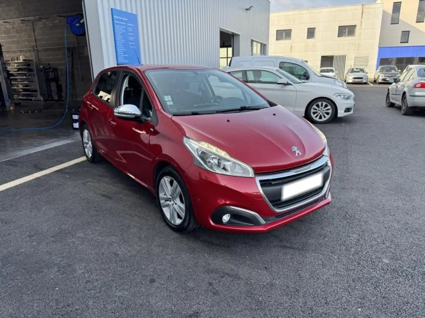 Peugeot 208 1.6 BlueHDi 100ch Active 5p Rouge - 2