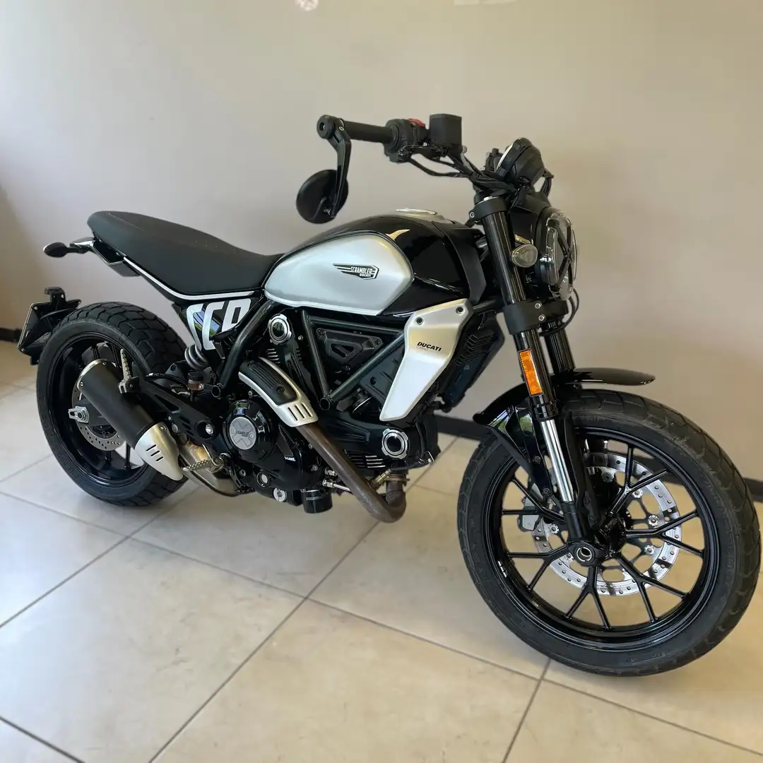 Ducati Scrambler - 1