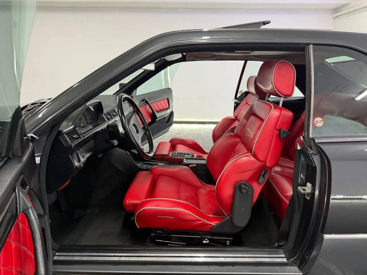 Mercedes-Benz CE 300 Sport AMG-SITZE LEDER EL.SHD SZHZ TEMPO, foto 9