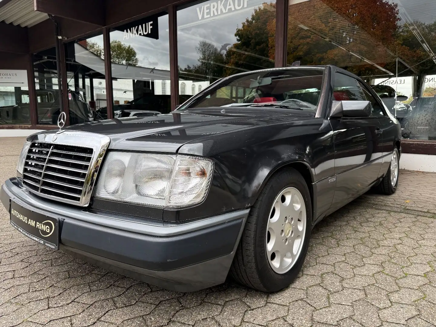 Mercedes-Benz CE 300 Sport AMG-SITZE LEDER EL.SHD SZHZ TEMPO Blau - 2