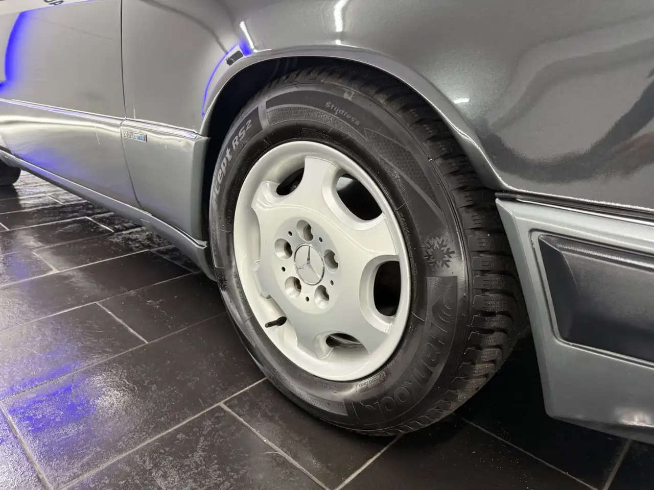 Mercedes-Benz CE 300 Sport AMG-SITZE LEDER EL.SHD SZHZ TEMPO, foto 6