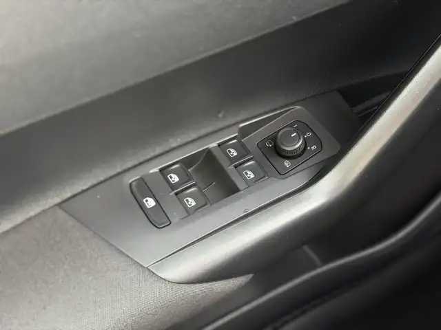 Volkswagen Polo view 18