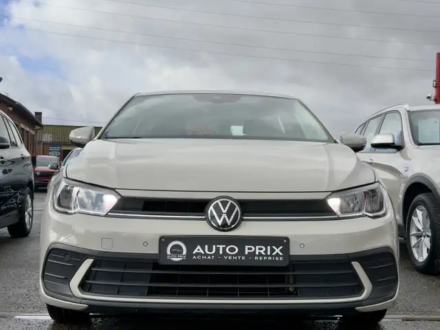 Volkswagen Polo view 3