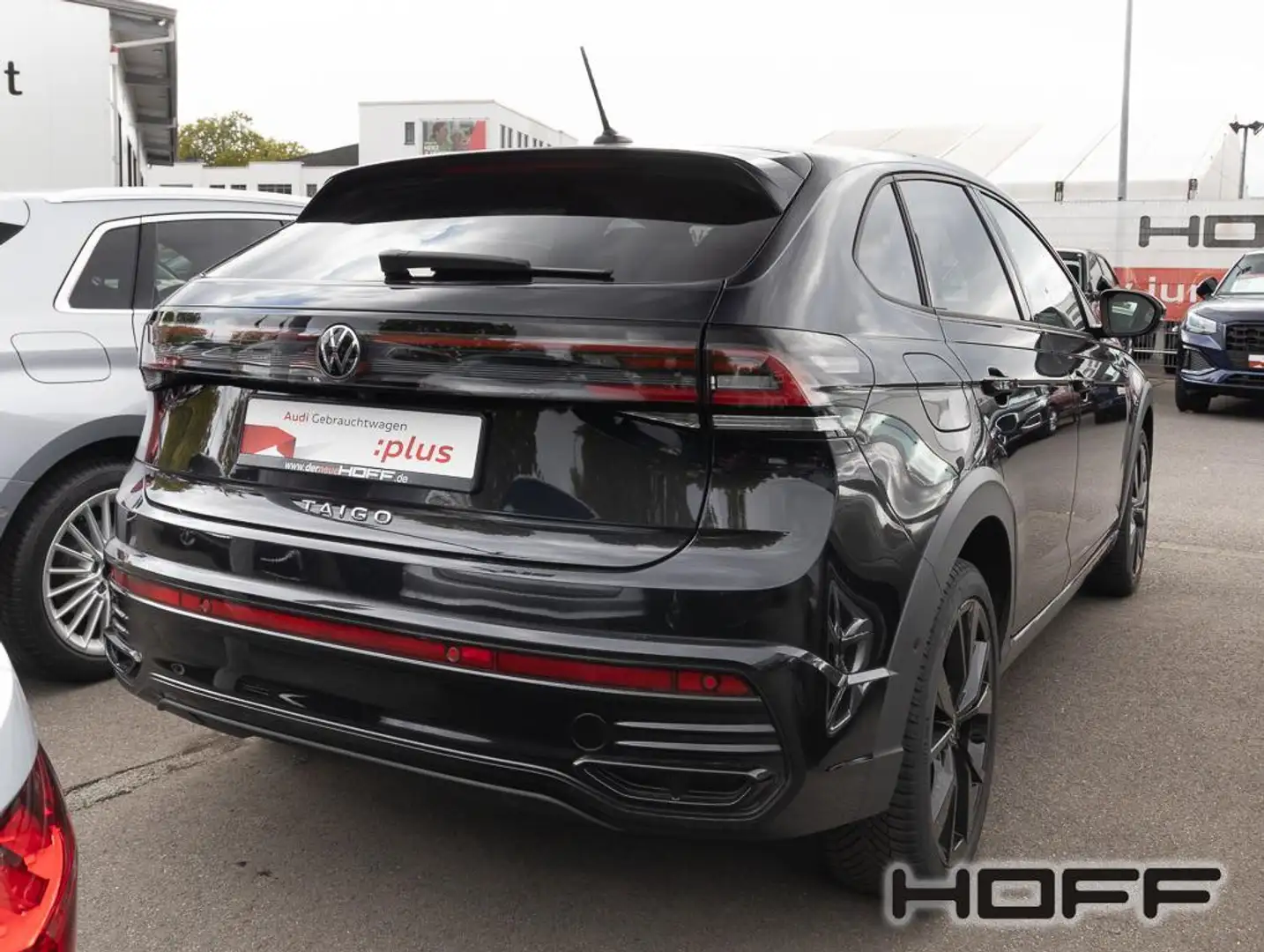 Volkswagen Taigo 1.5 TSI R-Line Pano 18 Zoll Black Style Rückfahrka Schwarz - 2
