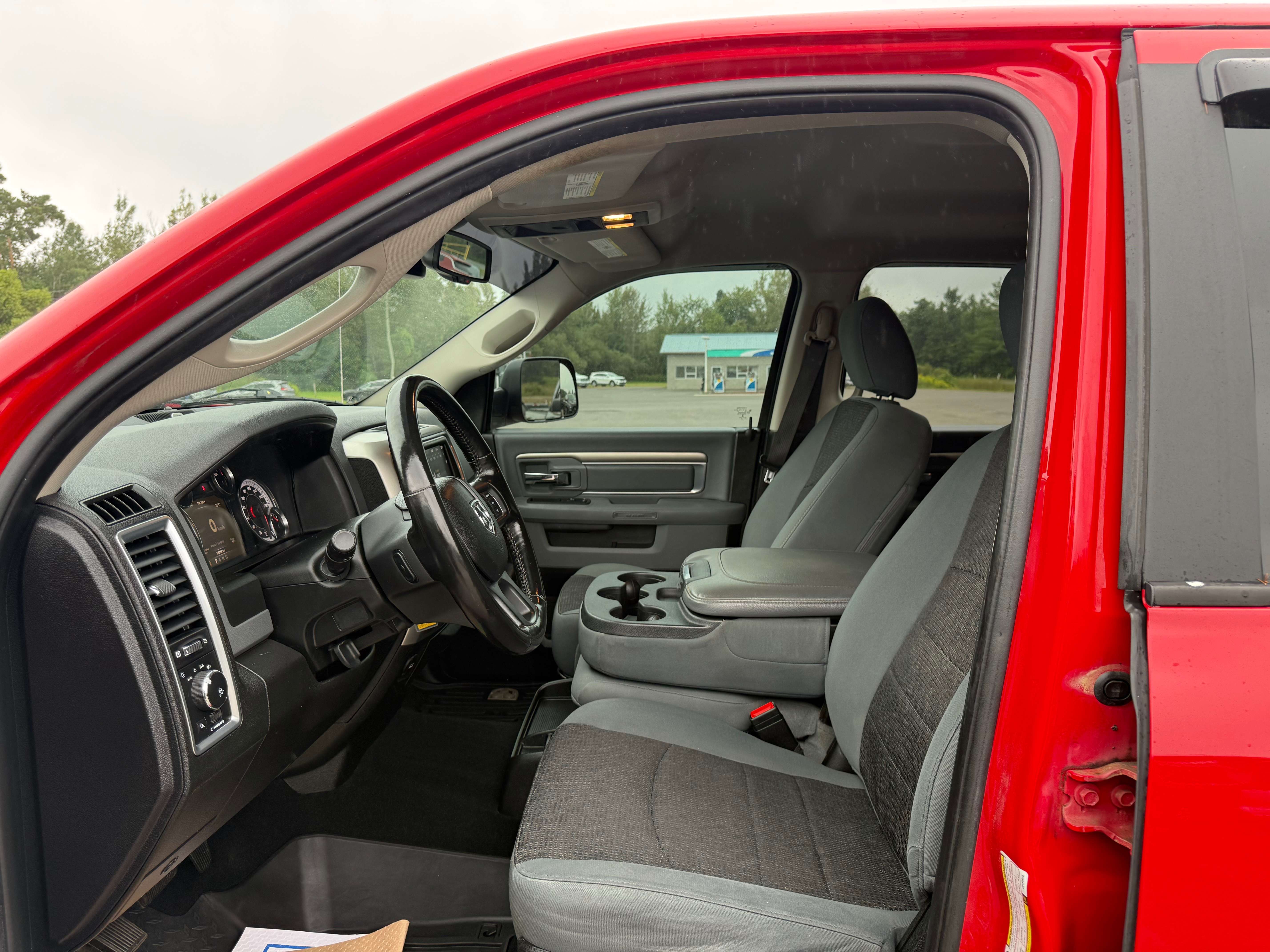2020 RAM 1500 Warlock - htd seats/wheel - tow pkg — снимка 1