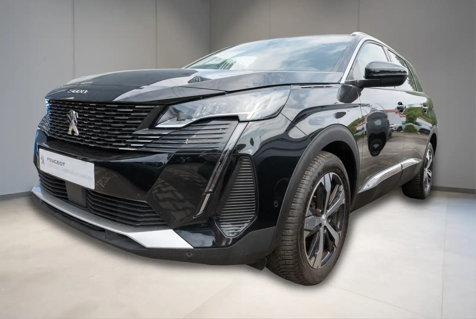 Peugeot 5008 Allure Pack 1.2 PureTech 130 EAT8 Zwart - 1
