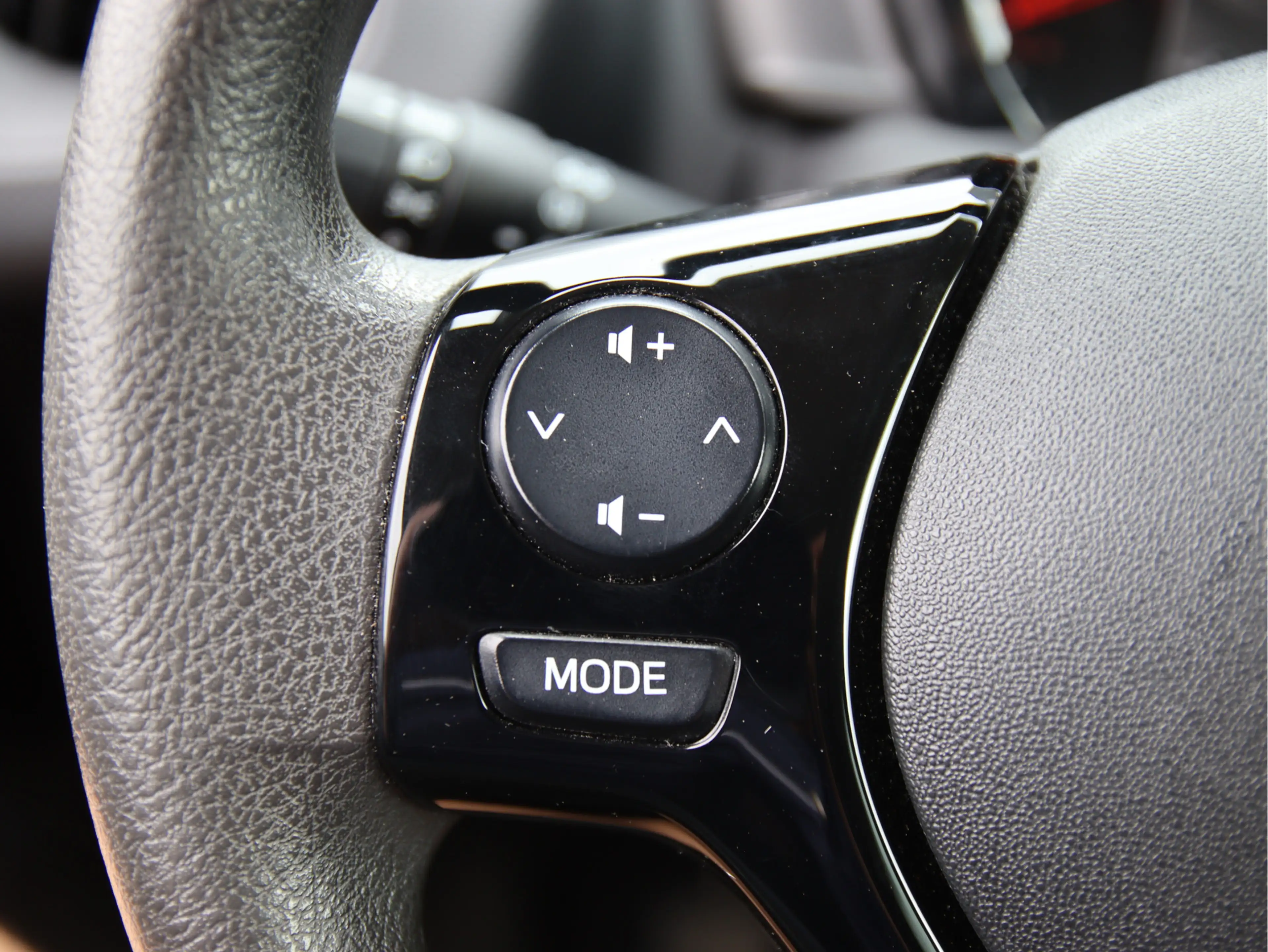 Citroen C1 1.0 VTi Shine Stoelvw, Climate, Camera, Carplay Zo — photo 17