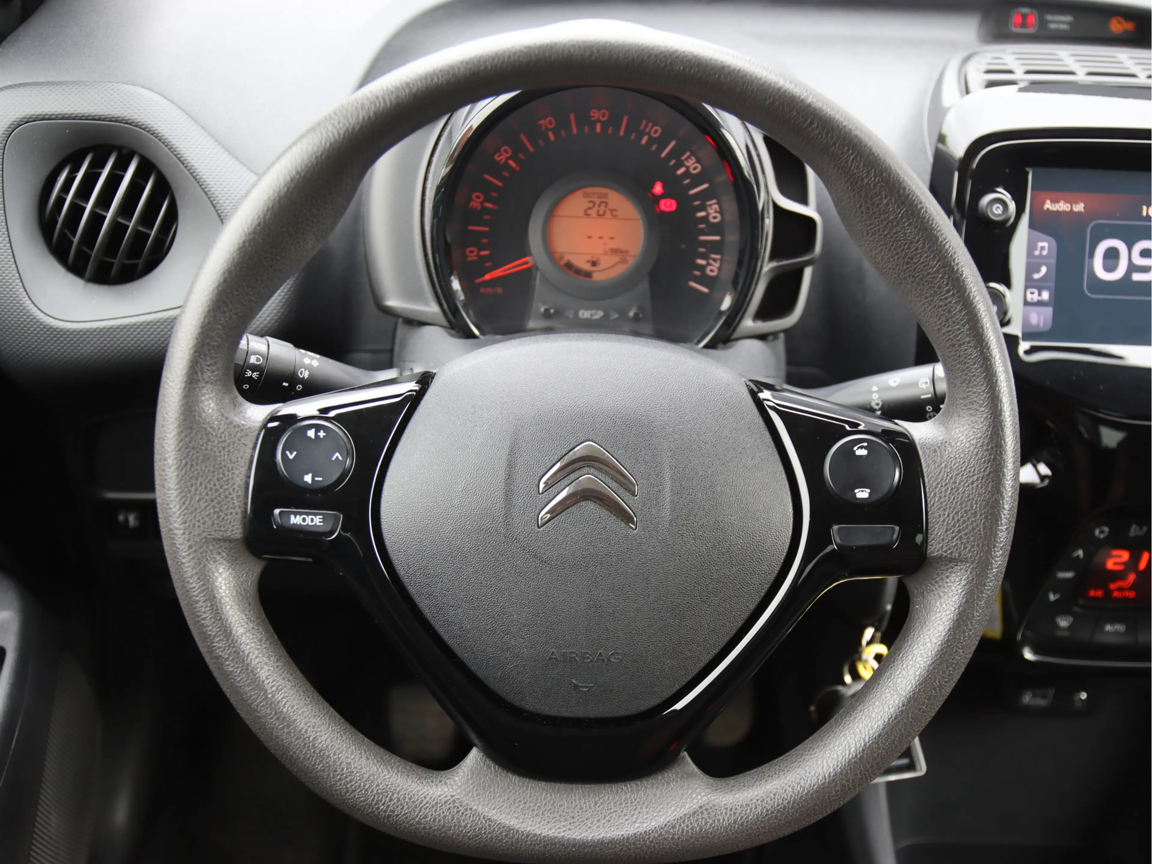 Citroen C1 1.0 VTi Shine Stoelvw, Climate, Camera, Carplay Zo — photo 15