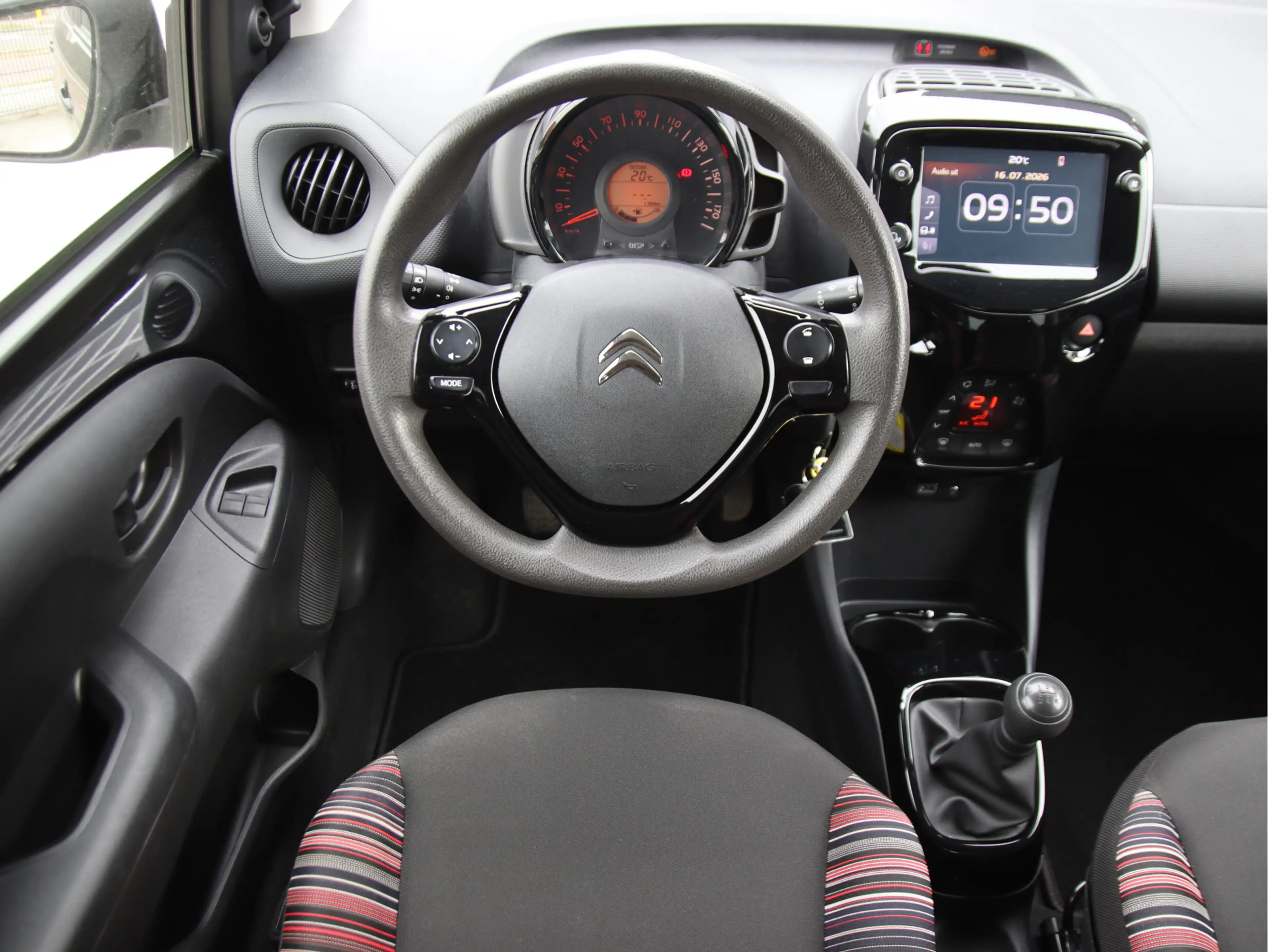 Citroen C1 1.0 VTi Shine Stoelvw, Climate, Camera, Carplay Zo — photo 13
