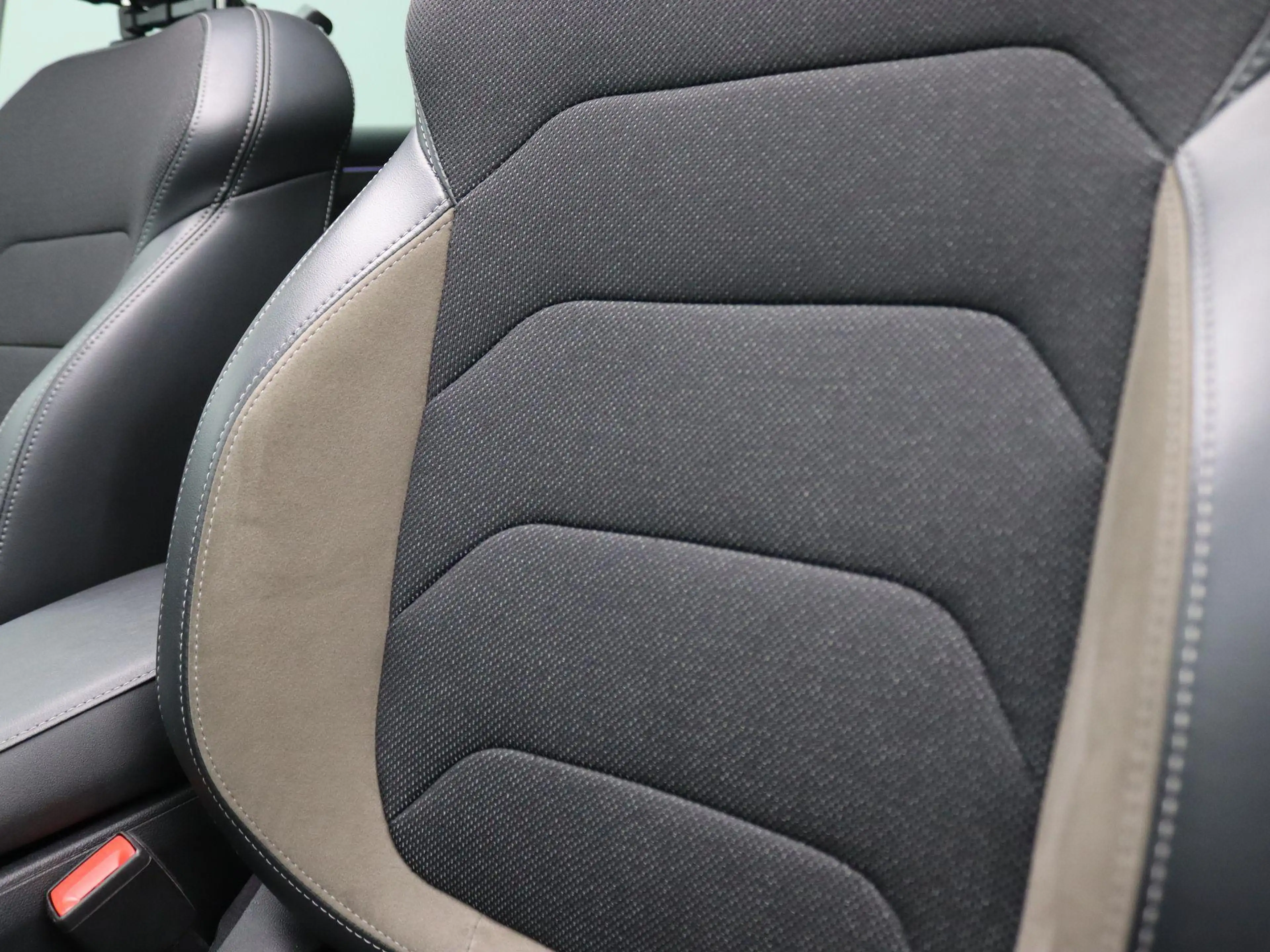 Skoda Kodiaq 1.5 TSI Business Edition Plus 7p. 150PK DSG Panora — photo 41
