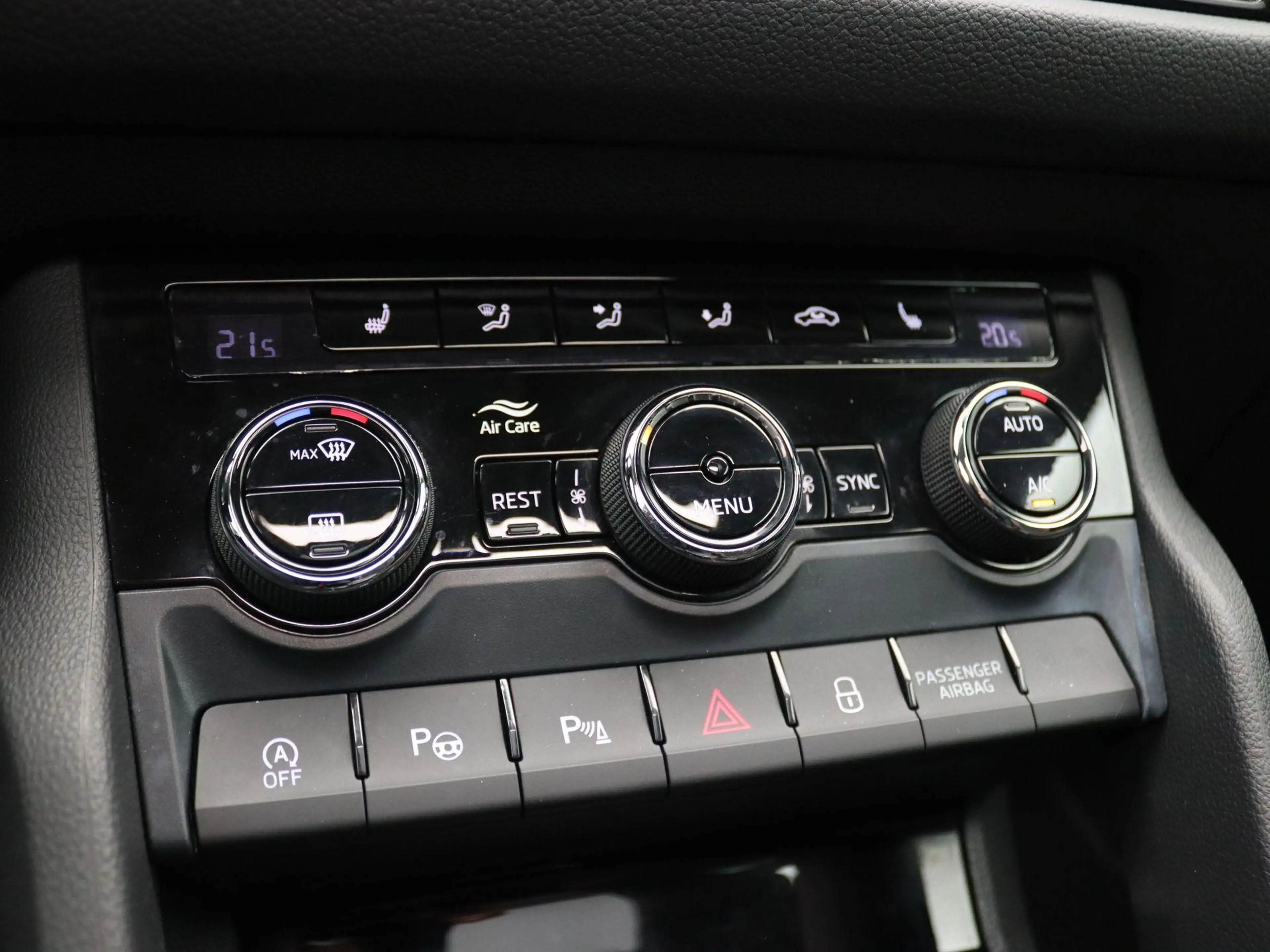Skoda Kodiaq 1.5 TSI Business Edition Plus 7p. 150PK DSG Panora — photo 32