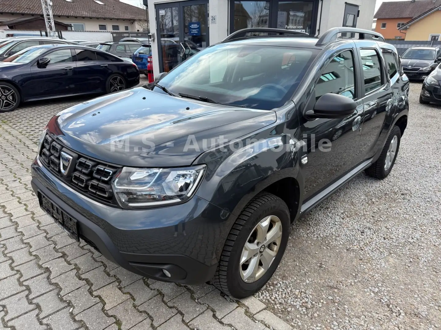 Dacia Duster II Comfort*Navi*Klima*Kamera&PDC*2.Hand* Grau - 1