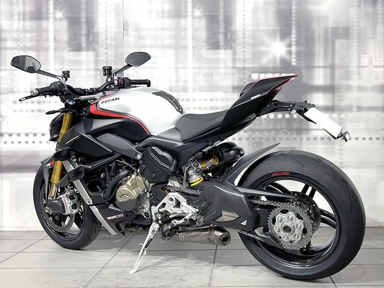 Ducati Streetfighter