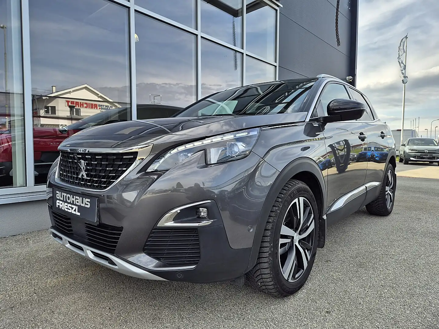 Peugeot 3008 1,5 BlueHDi 130 S&S EAT8 GT Line Aut. Grau - 1