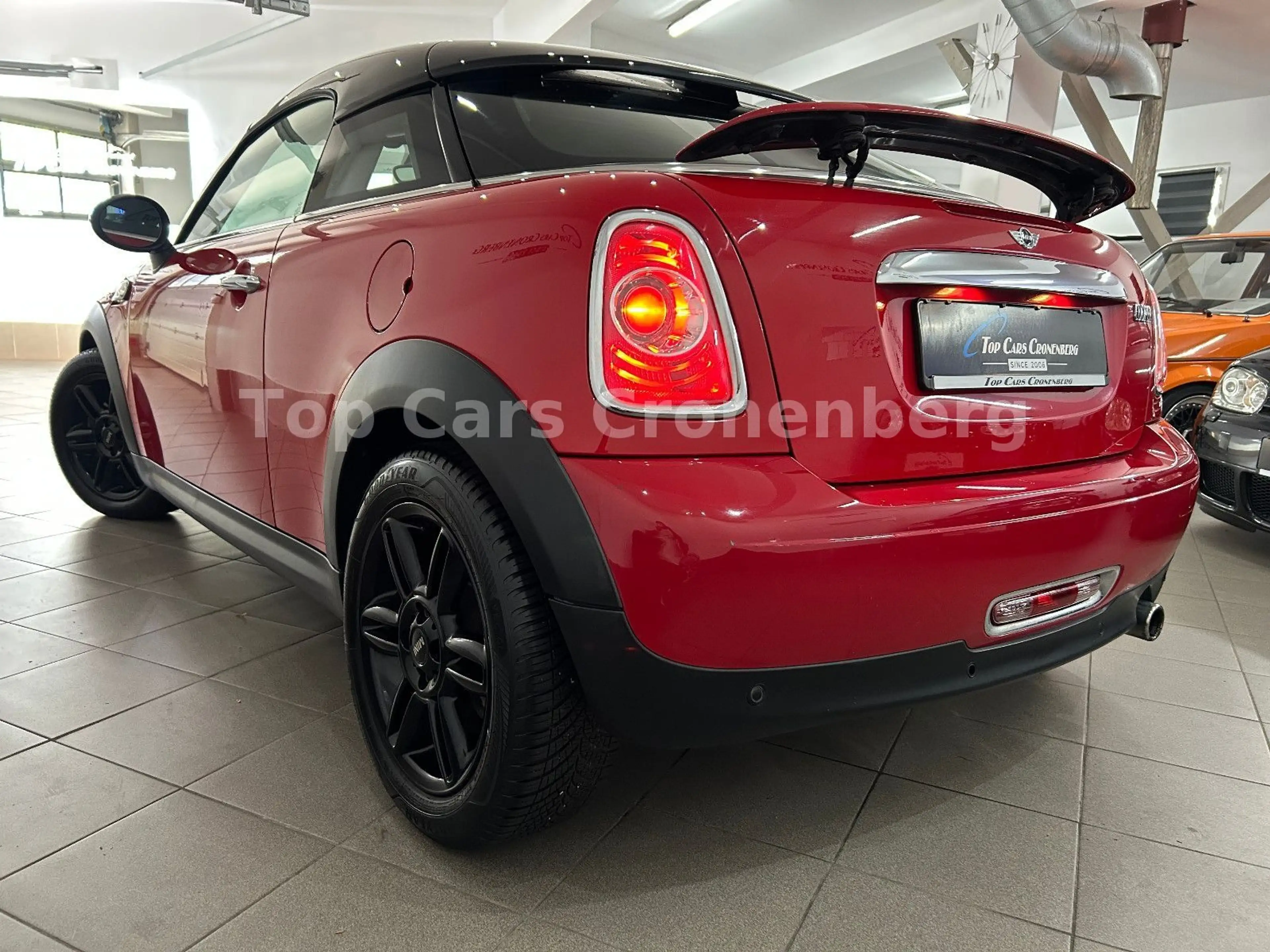 MINI Cooper Coupe 1.6*Automatik*Leder*Bi-Xenon*Navi* — photo 4