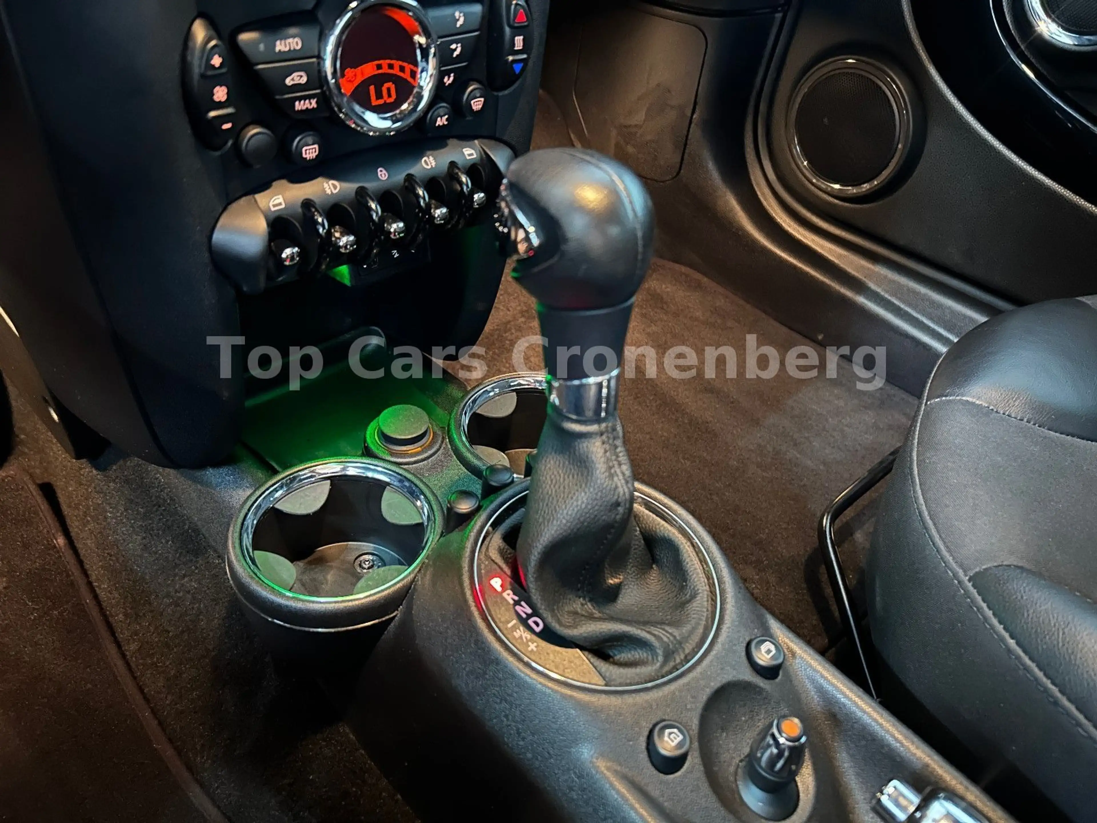 MINI Cooper Coupe 1.6*Automatik*Leder*Bi-Xenon*Navi* — photo 12