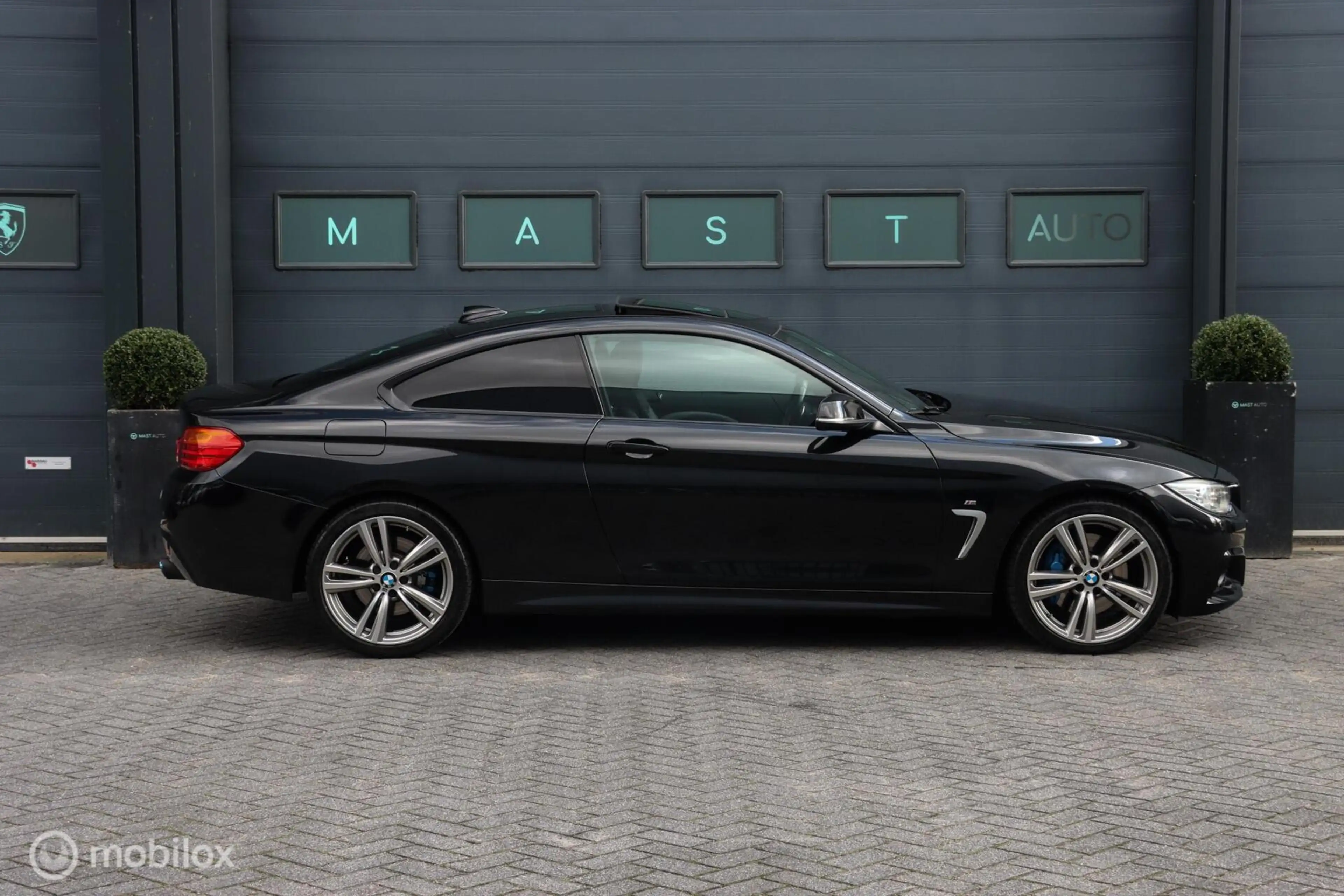 BMW 435 4-serie Coupé 435i xDrive High Executive — photo 5