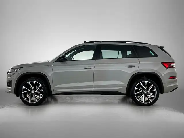 Skoda Kodiaq 1.5 TSI Sportline Business | Trekhaak | Panorama |