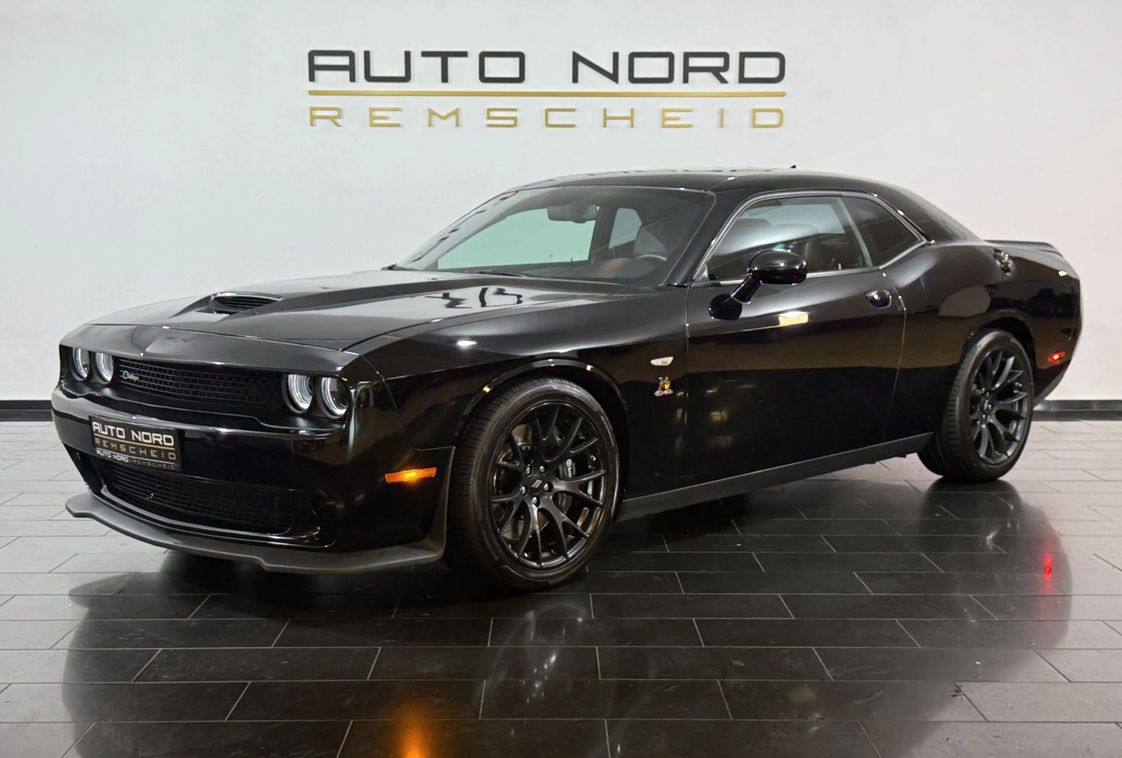 Dodge Challenger 6.4 Hemi *Kamera*Navi*CarPlay* — photo 13