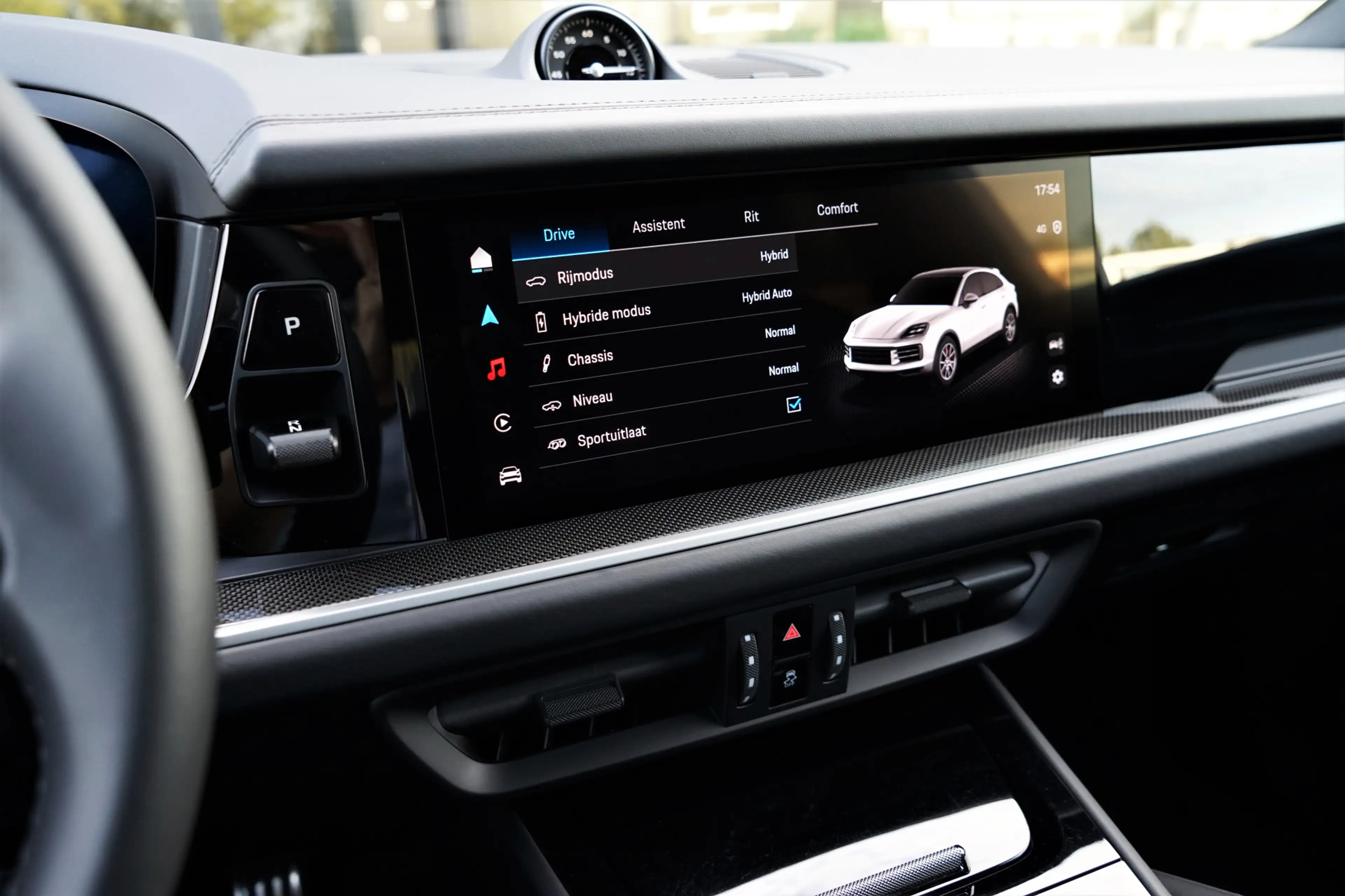 Porsche Cayenne Coupé 3.0 E-Hybrid SportDesign SoftClose Head-up C — photo 12