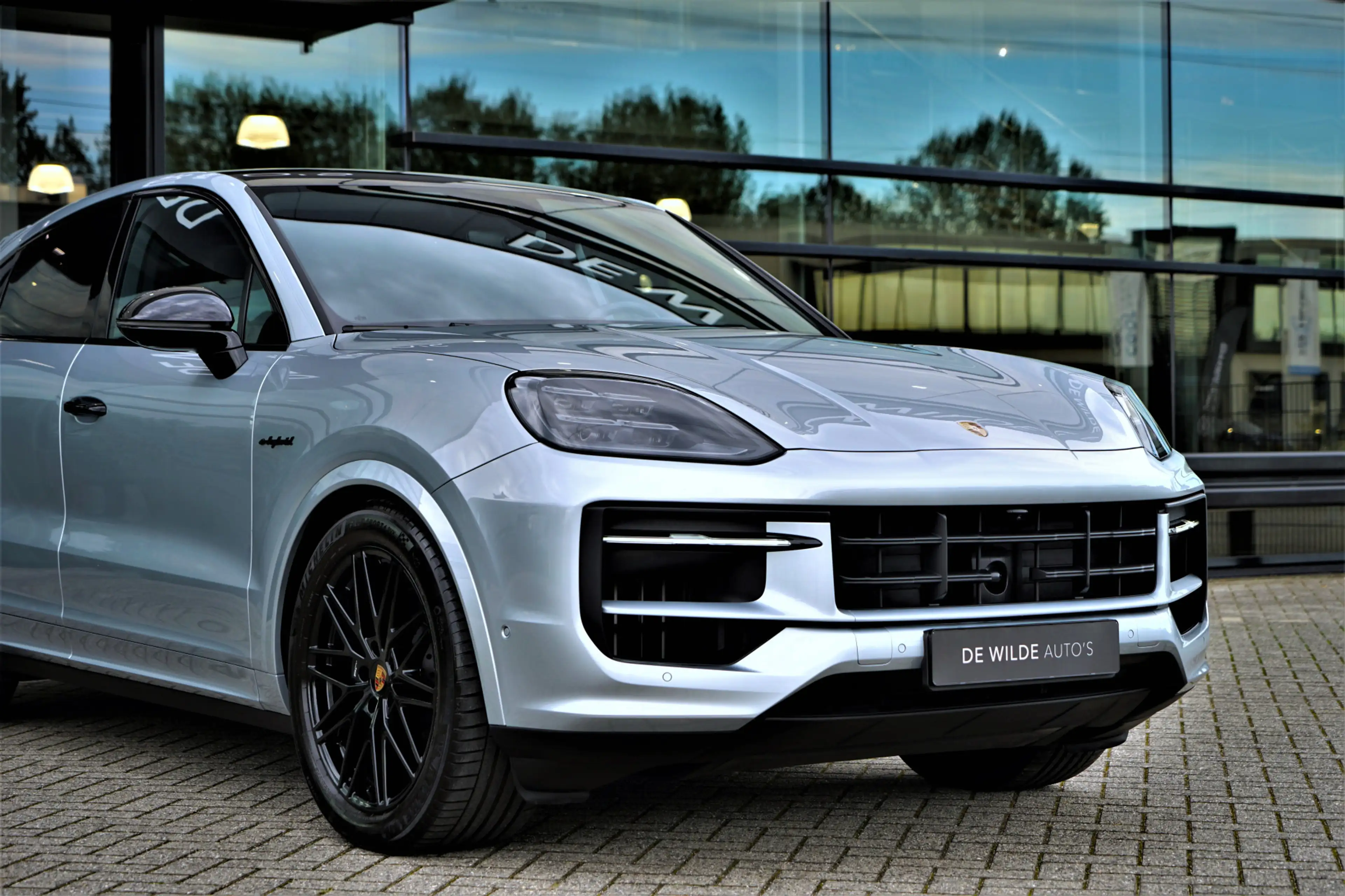 Porsche Cayenne Coupé 3.0 E-Hybrid SportDesign SoftClose Head-up C — photo 14