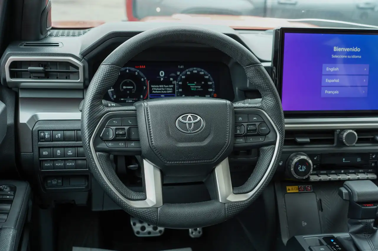 Toyota Tacoma снимка Toyota Tacoma
