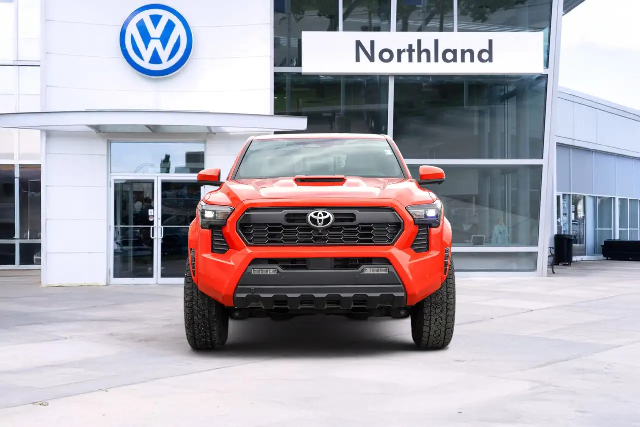 Toyota Tacoma снимка Toyota Tacoma