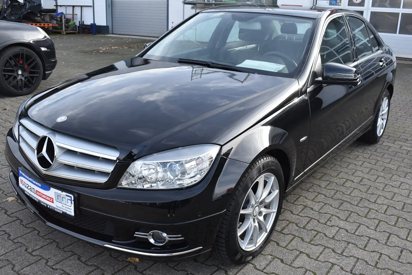 Mercedes-Benz C 220 C 220 CDI BlueEfficiency Avantgarde *TOP* Noir - 1