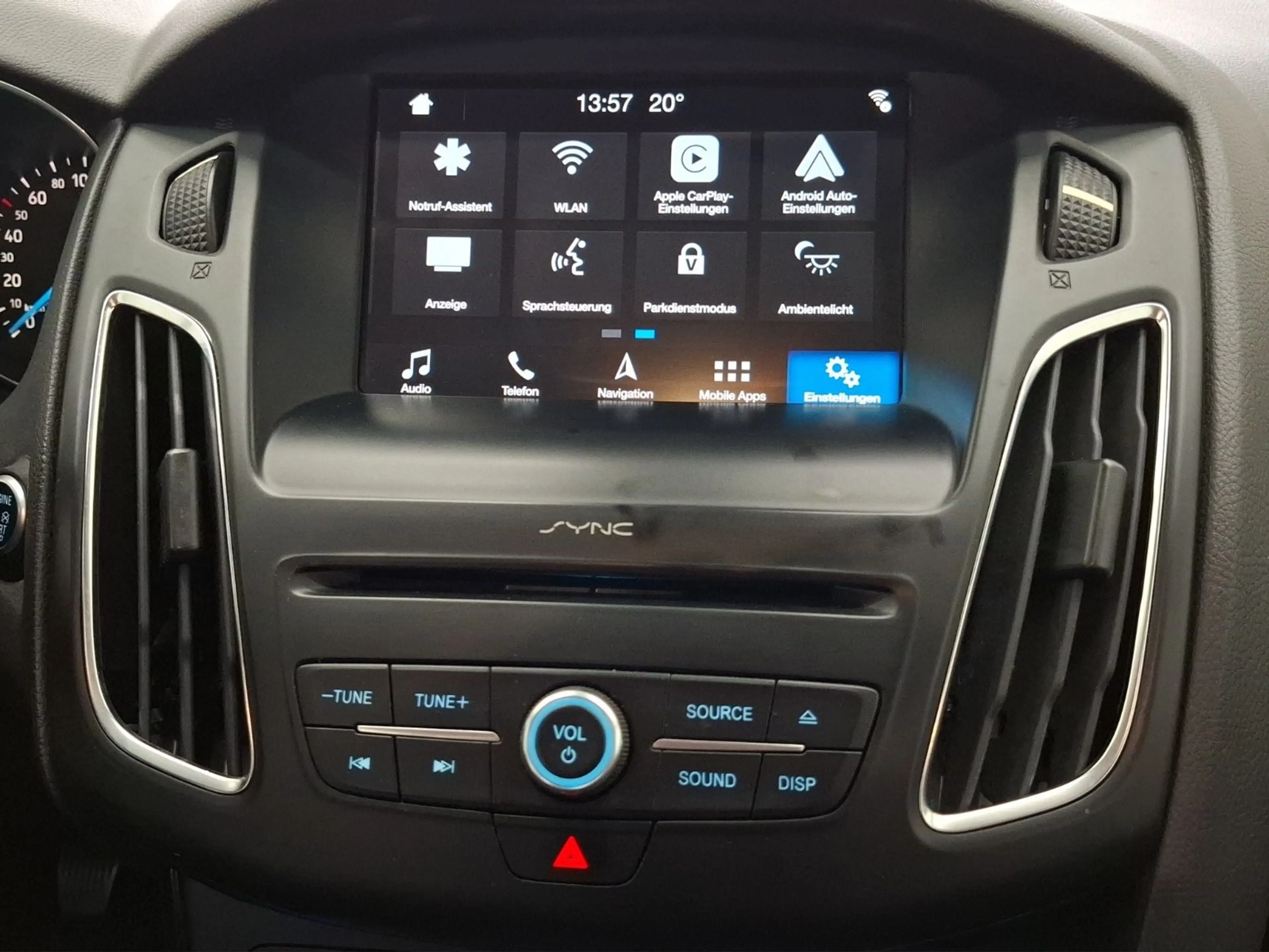 Ford Focus Lim. Titanium ZAHNRIEMEN NEU Navi Tempomat — photo 14