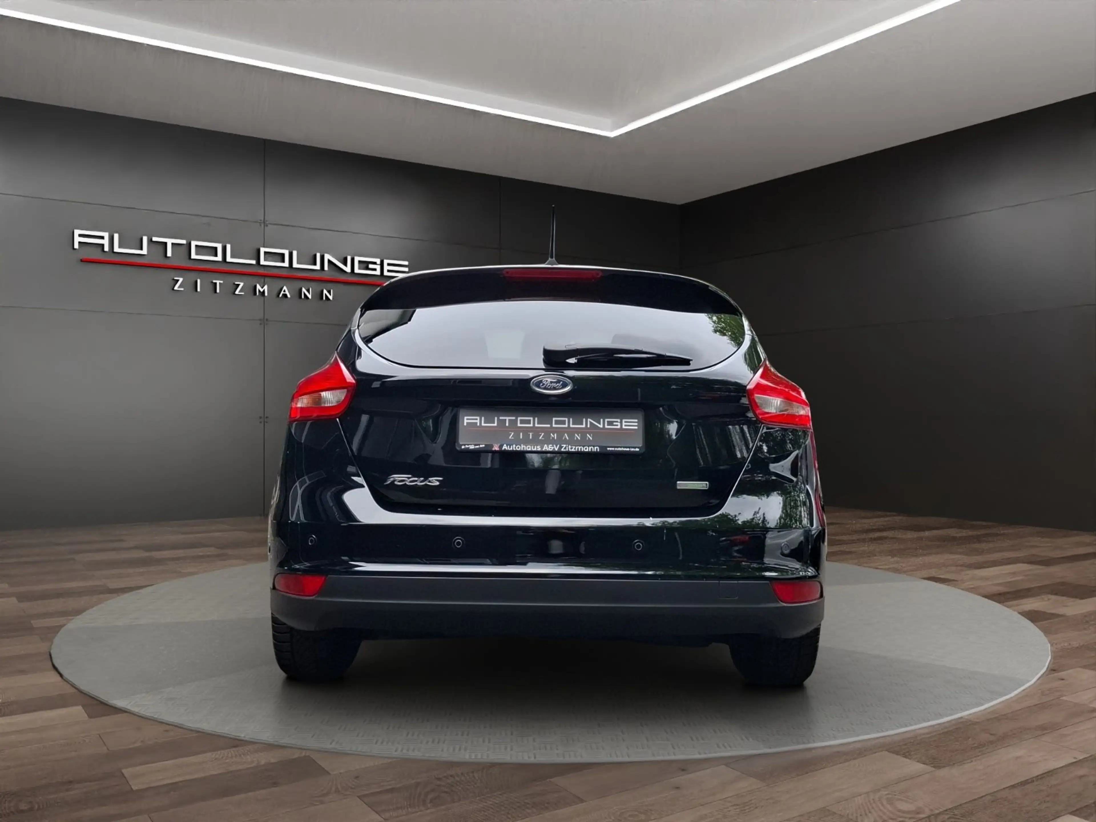 Ford Focus Lim. Titanium ZAHNRIEMEN NEU Navi Tempomat — photo 4