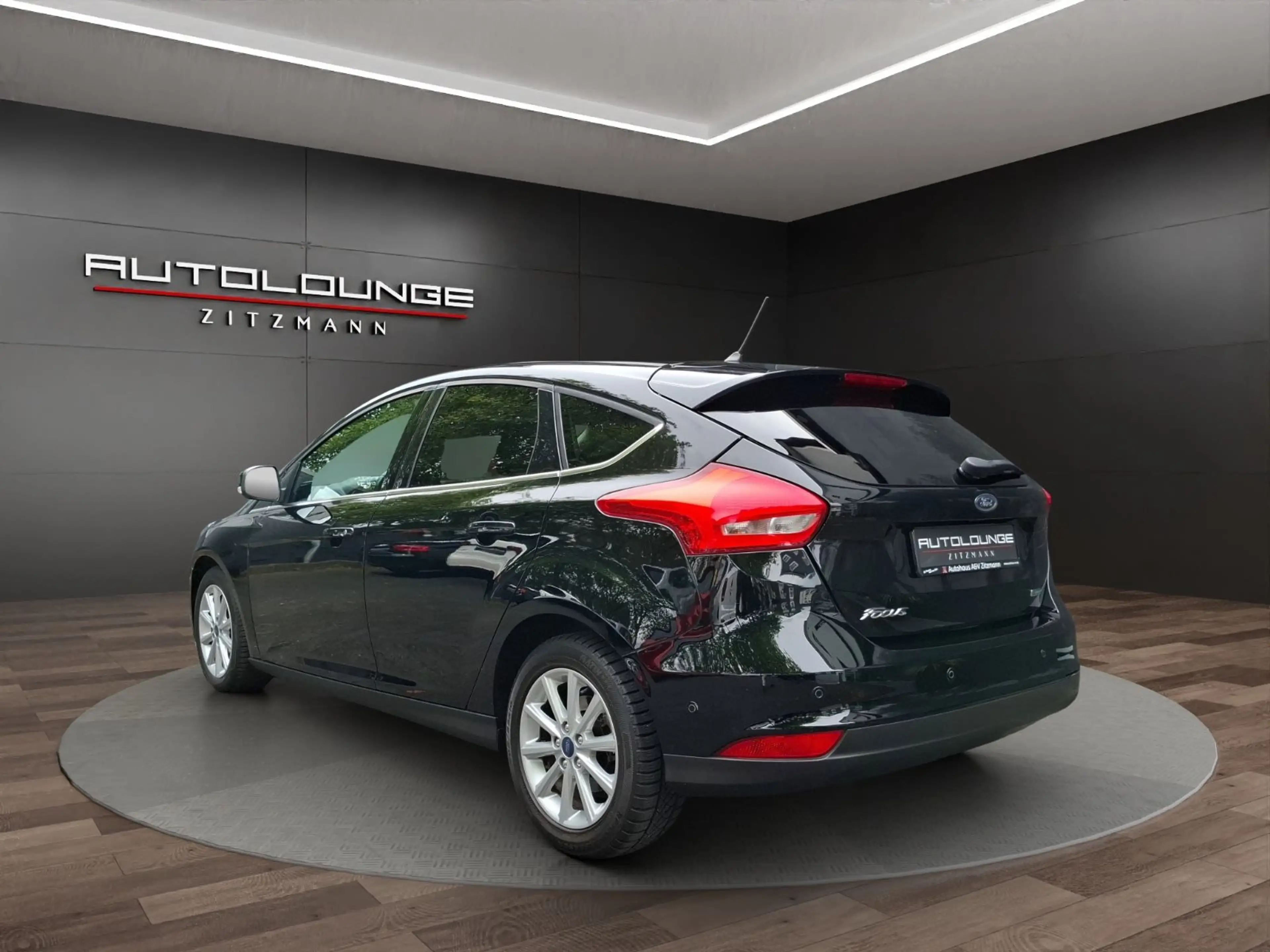 Ford Focus Lim. Titanium ZAHNRIEMEN NEU Navi Tempomat — photo 3