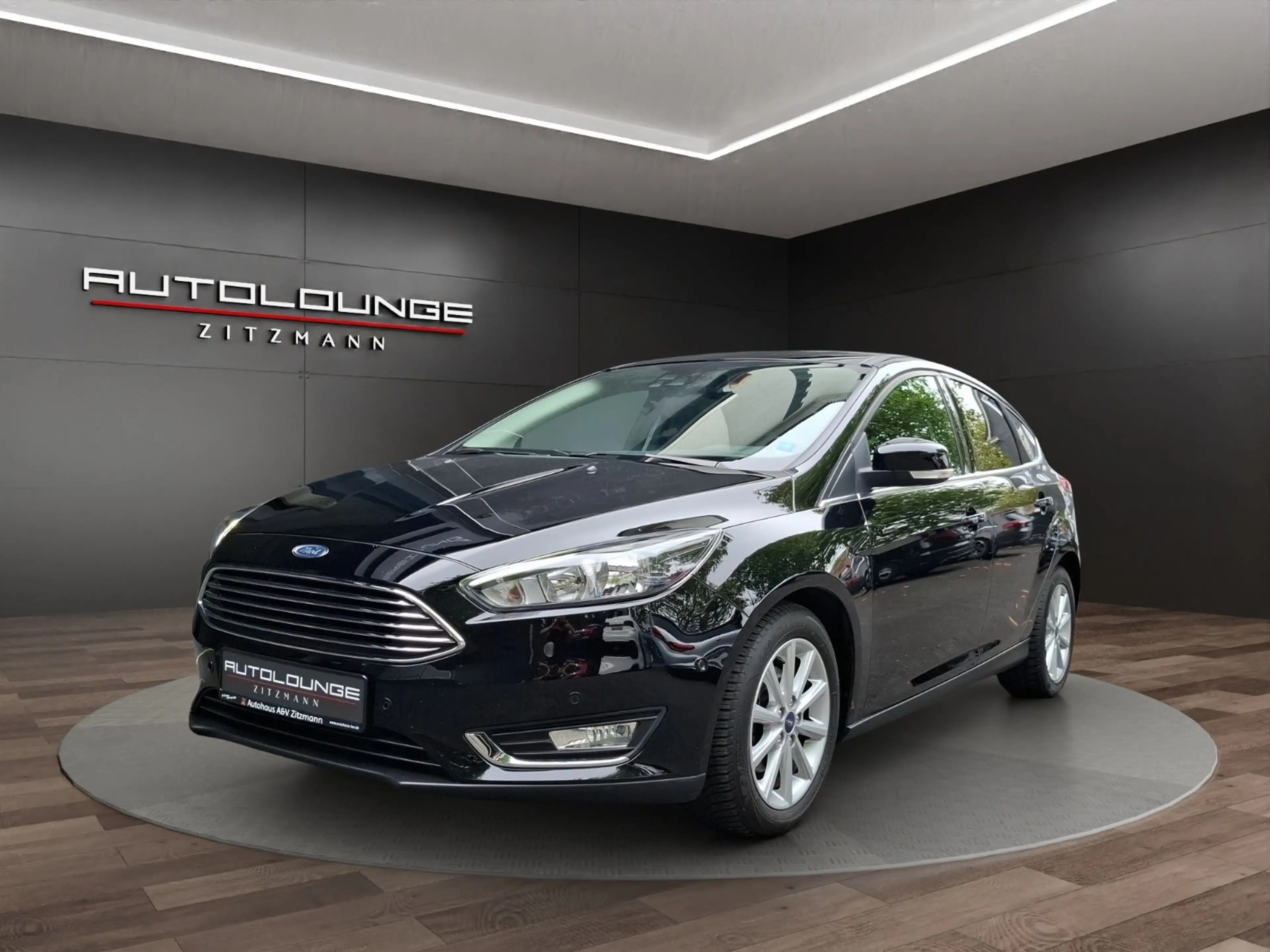Ford Focus Lim. Titanium ZAHNRIEMEN NEU Navi Tempomat