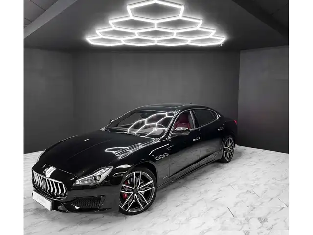 Maserati Quattroporte S Q4 1.hd / CarPlay / Softclos. / Matrix