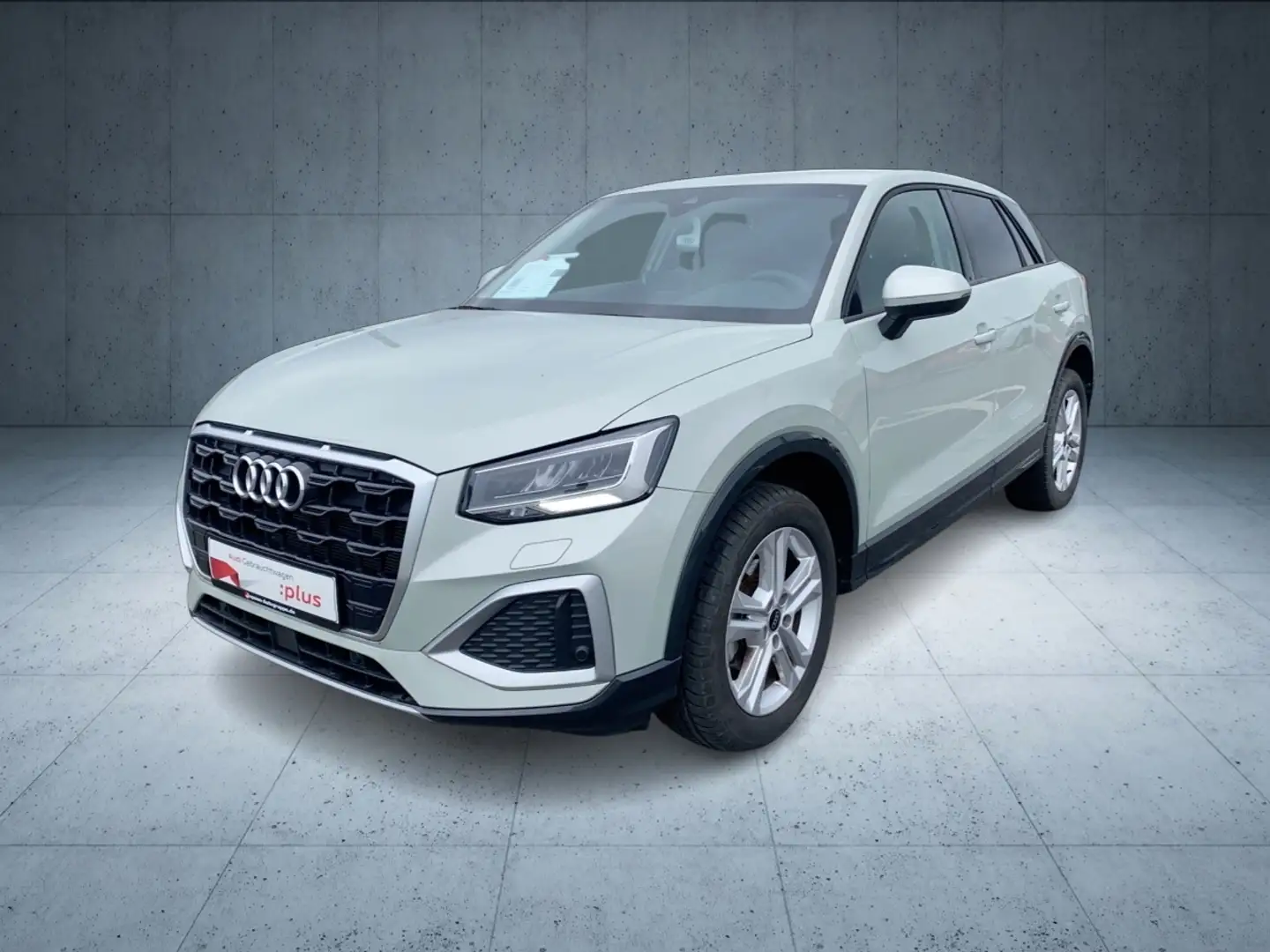 Audi Q2 Advanced 30 TFSI Schaltgetriebe LED FLA AHK 17 Plateado - 2