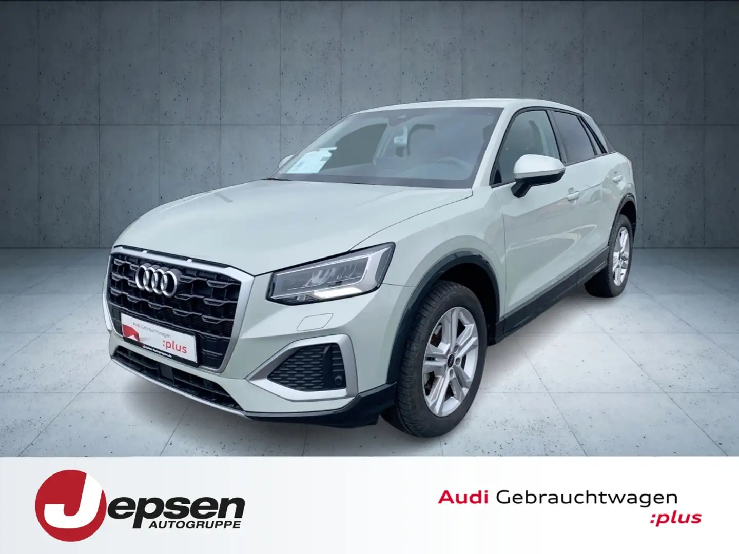 Audi Q2 Advanced 30 TFSI Schaltgetriebe LED FLA AHK 17 Plateado - 1