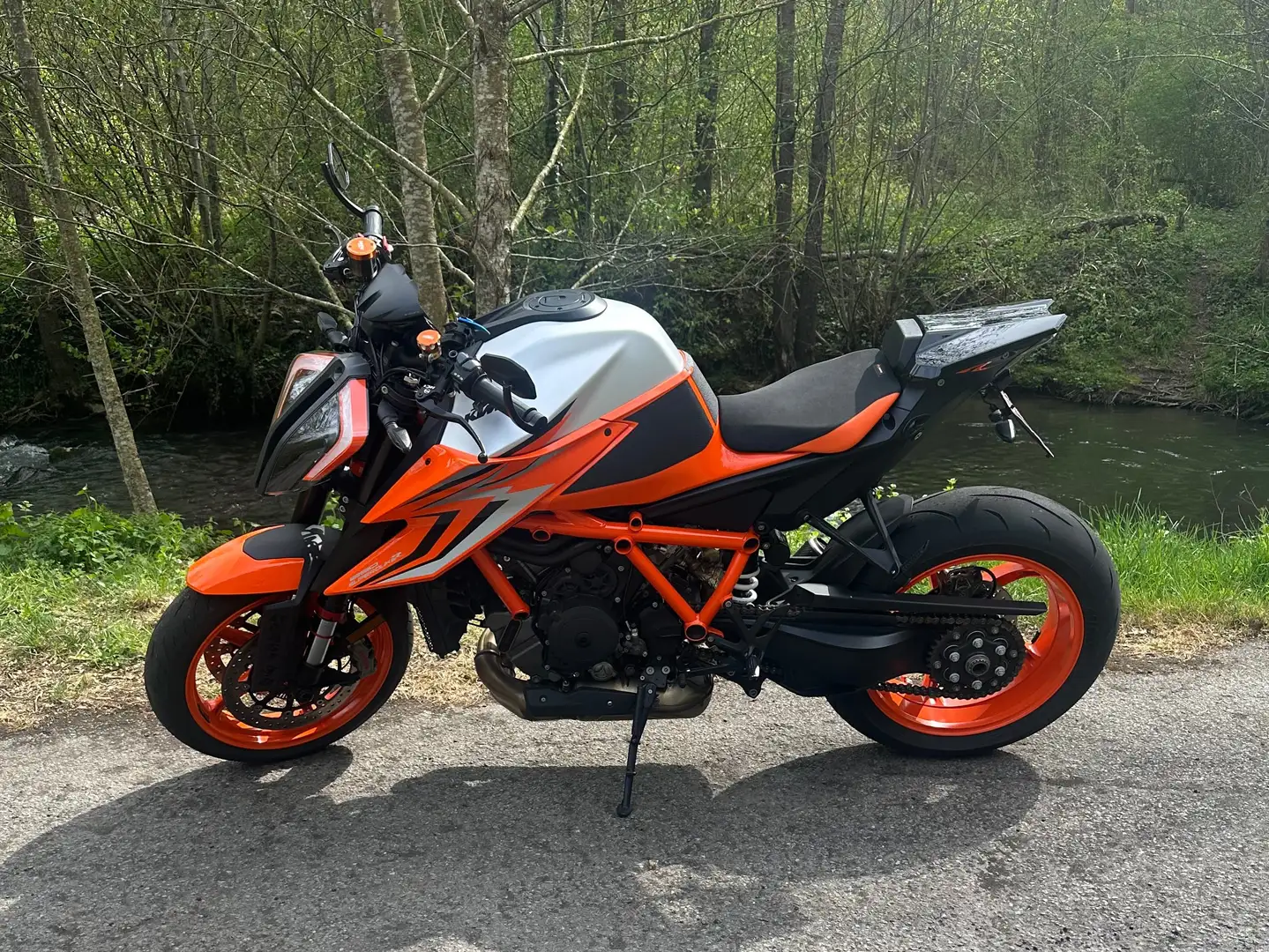 KTM 1290 Super Duke R Pomarańczowy - 1