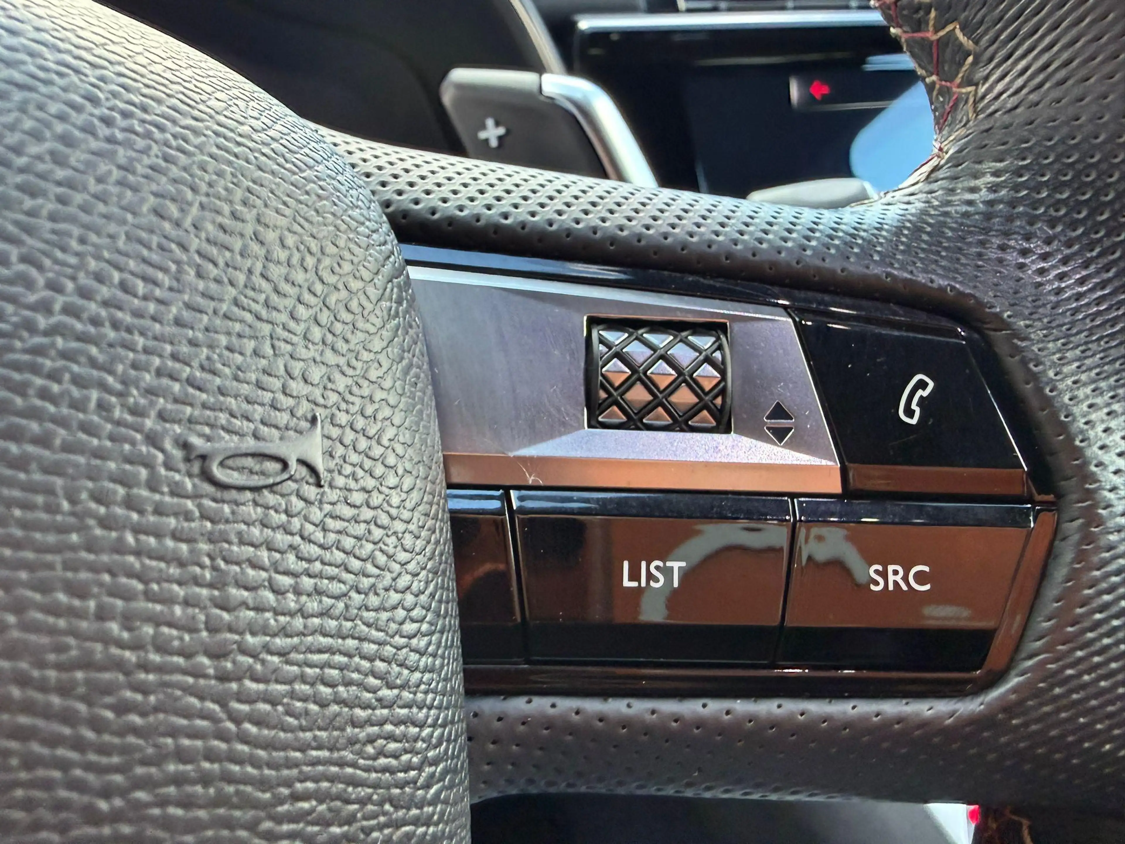 DS Automobiles DS 7 Crossback E-Tense Performance Line AFNEEMBARE TREKHAAK | STA — photo 20