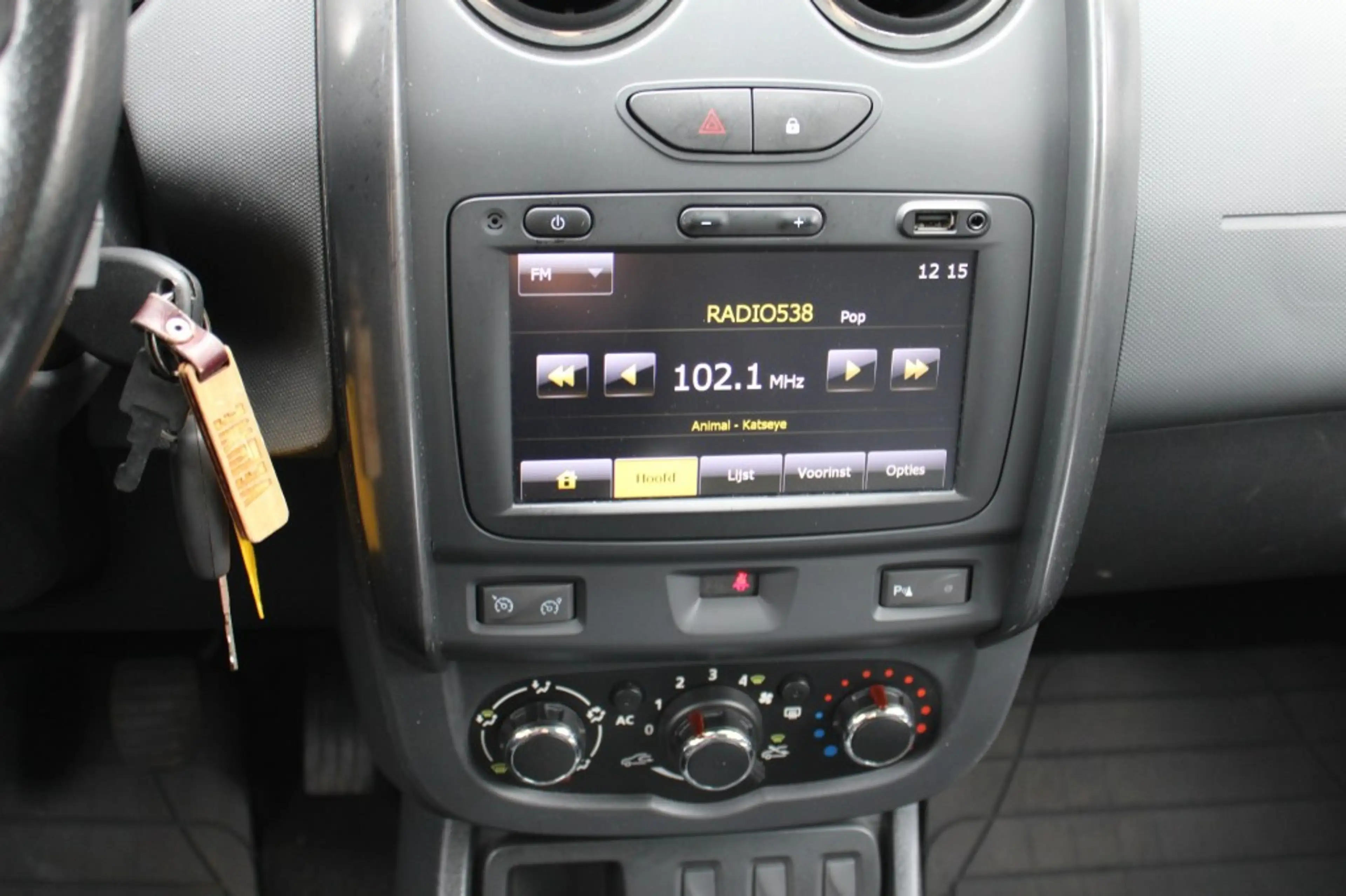 Dacia Duster 1.2 TCe 125pk 4x2 Prestige airco/cruise/navi/trekh — photo 7
