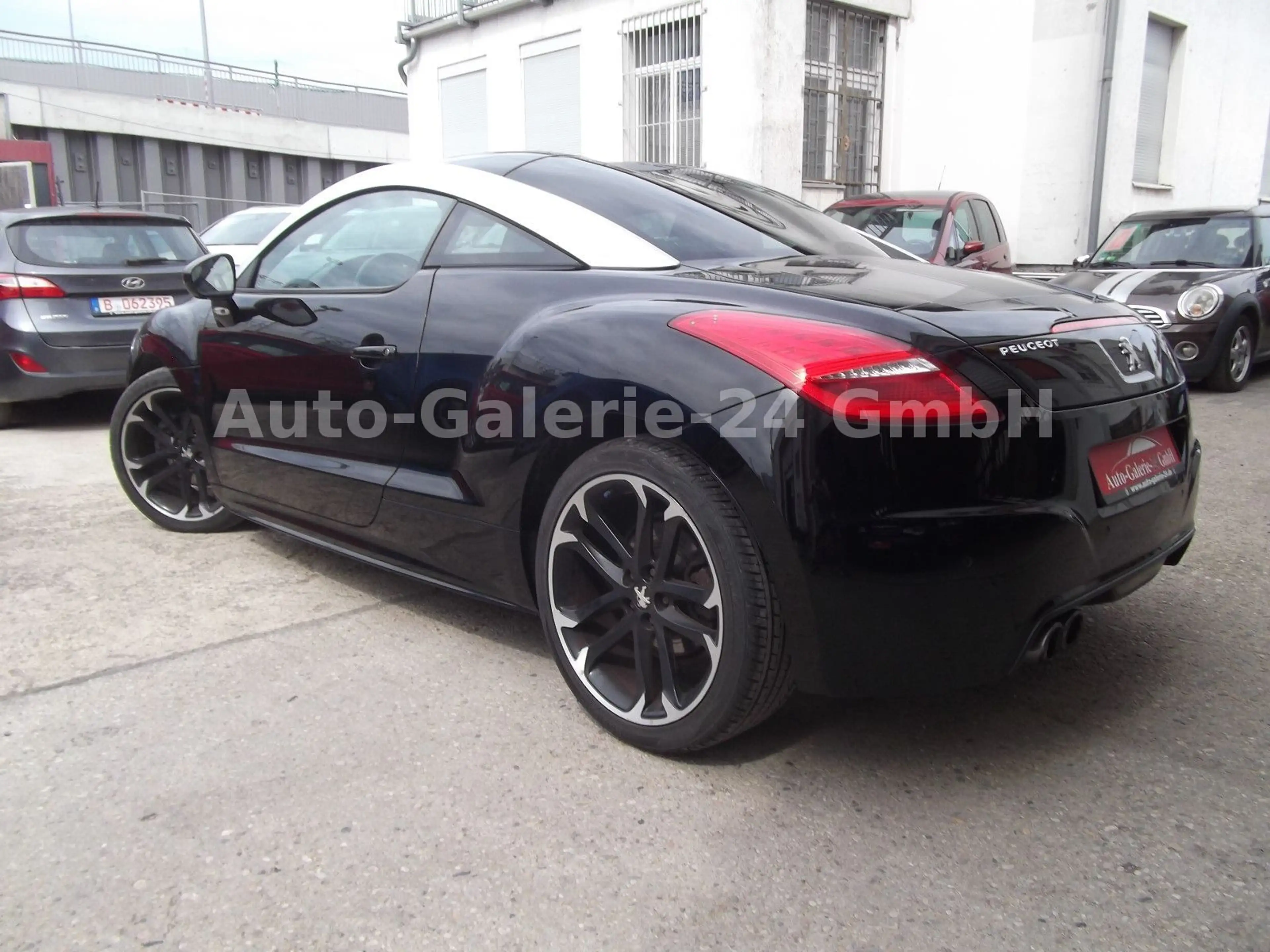 Peugeot RCZ 1,6i Basis — photo 4