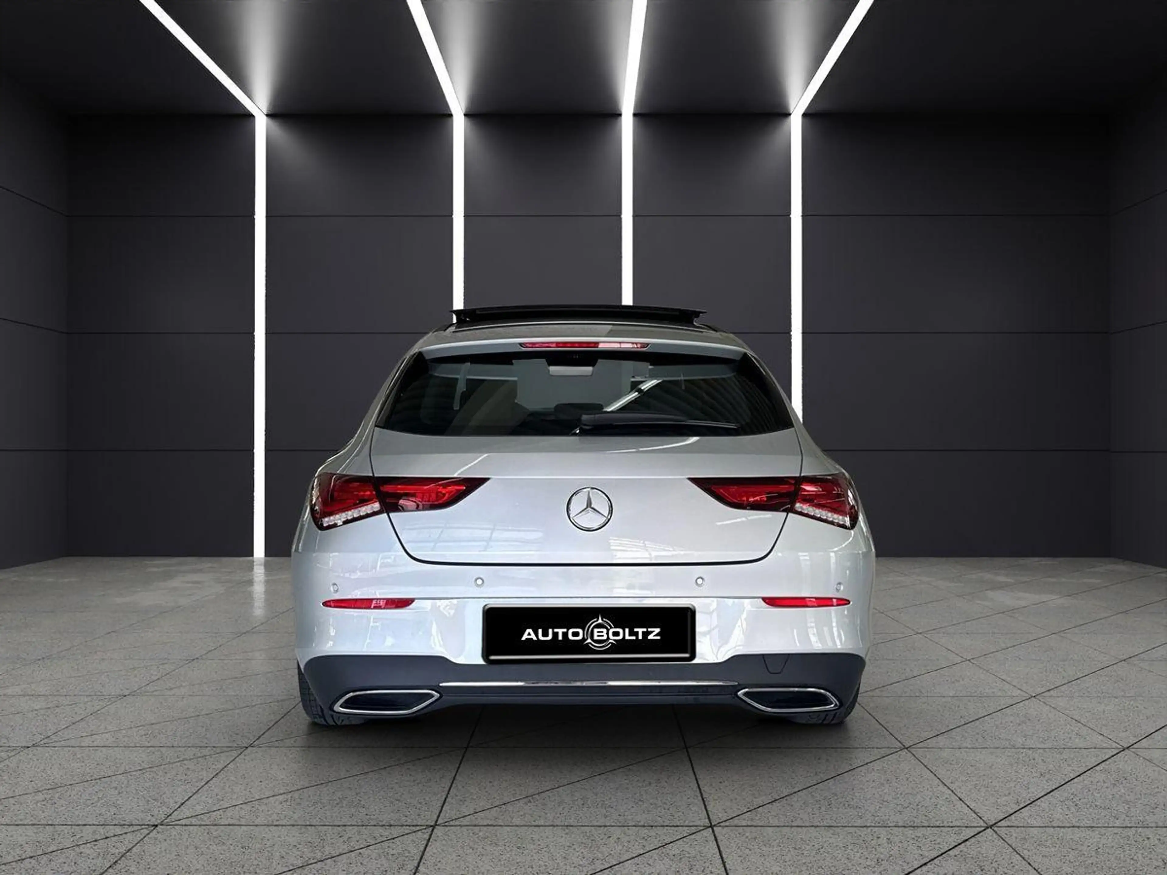 Mercedes-Benz CLA 180 Progr. MBUX Pano AHK — photo 5