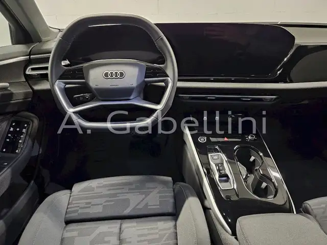 Audi A6 view 7