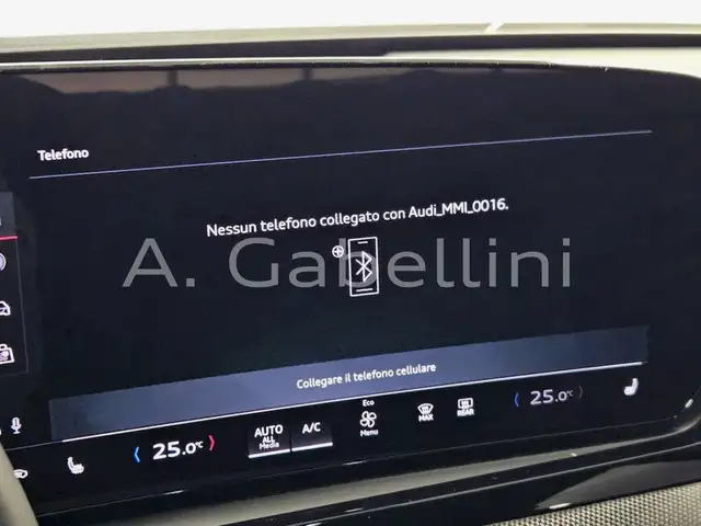 Audi A6 view 12