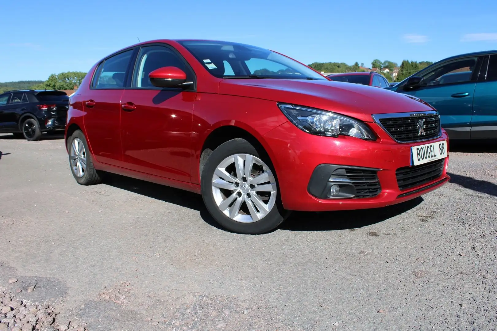 Peugeot 308 ACTIVE PACK 110 CV ESSENCE GPS 3D CAMÉRA USB JA 16 I-COKPIT BLUETOOTH RÉGULATEUR Rot - 2