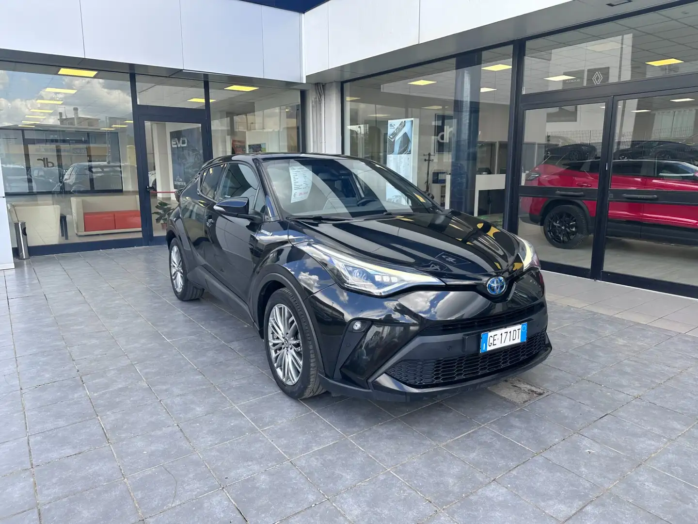 Toyota C-HR 1.8 Hybrid E-CVT Lounge Schwarz - 1