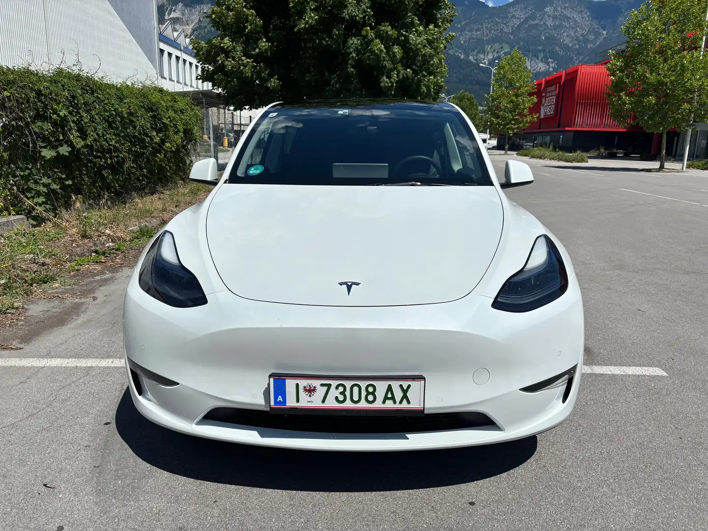Tesla Model Y Model Y Long Range AWD 75kWh Weiß - 2
