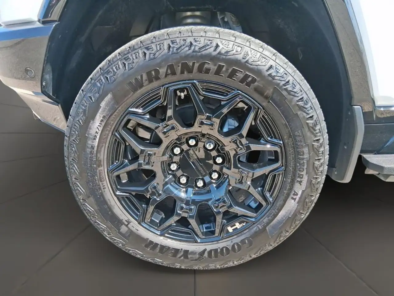 GMC HUMMER EV Pickup снимка GMC HUMMER EV Pickup