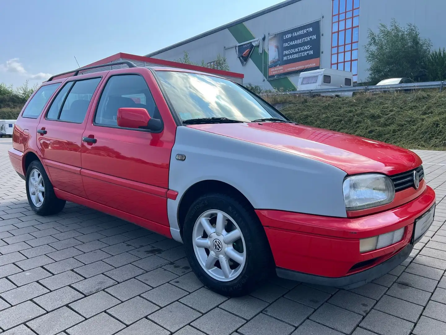 Volkswagen Golf III 1.8 *KLIMA*ALU*DACHRELING*2HAND* Červená - 1